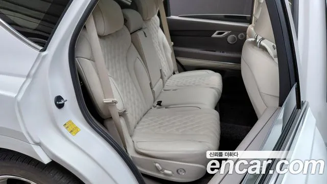 Genesis GV80 — Фото автомобиля 17