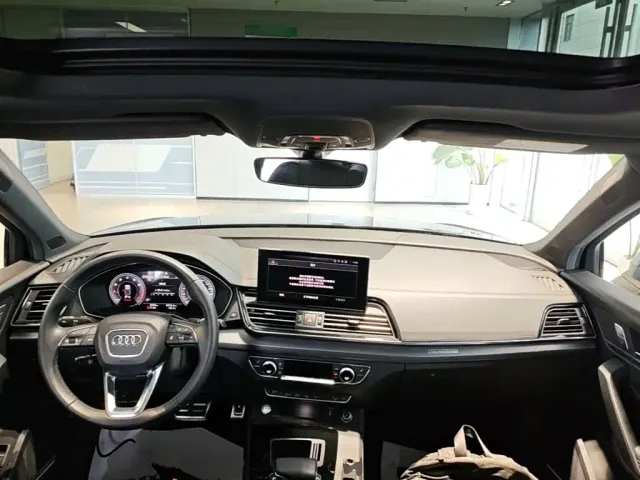 Audi Q5L — Фото автомобиля 9