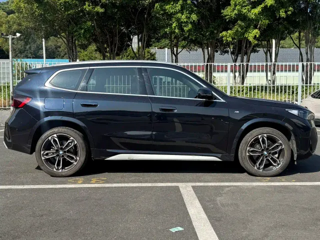BMW X1 — Фото автомобиля 5