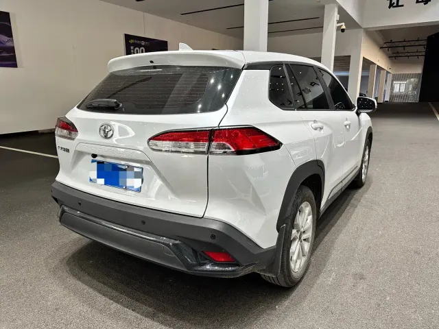 Toyota Frontlander — Фото автомобиля 3