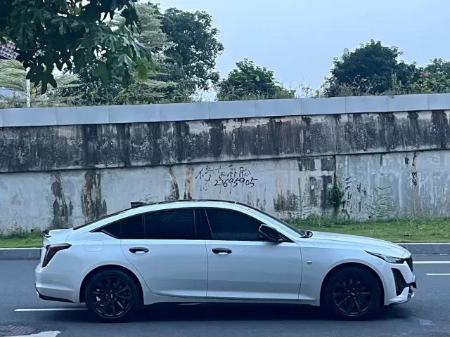 Cadillac CT5 — Фото автомобиля 8