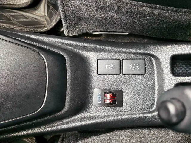 Toyota YARiS L Zhi Xuan — Фото автомобиля 15