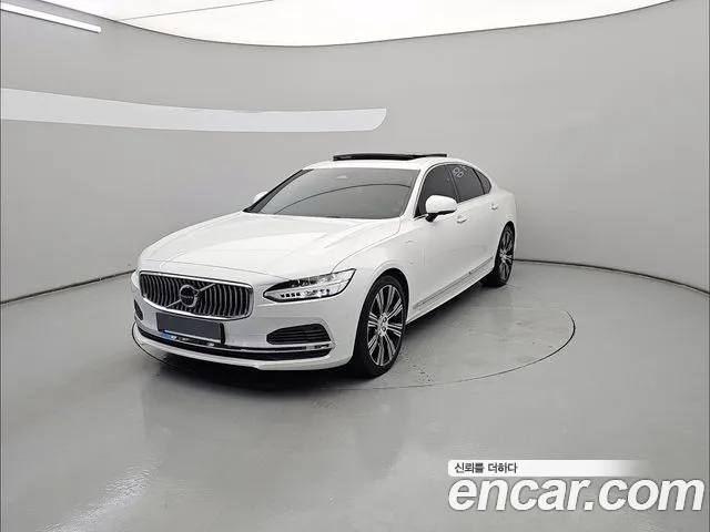 Фотография автомобиля — Volvo S90