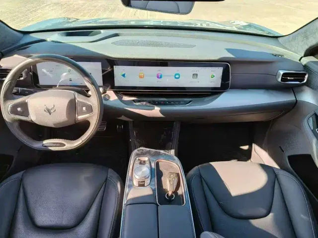 Arcfox Alpha S — Фото автомобиля 6