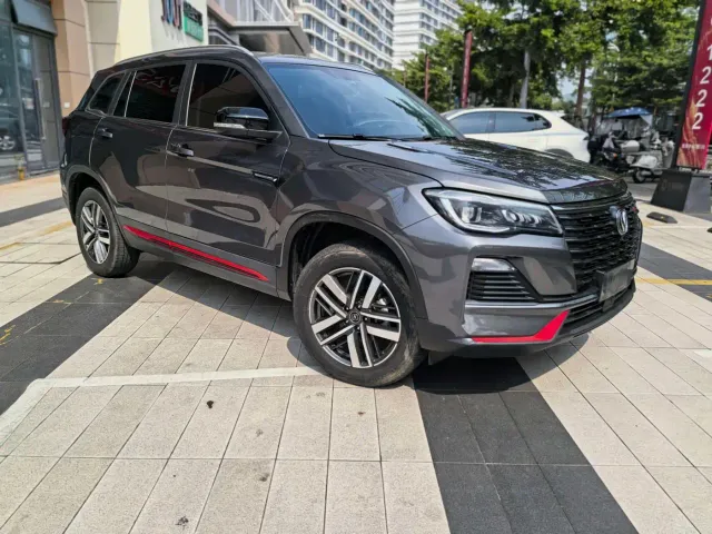 Changan CS75 — Фото автомобиля 2