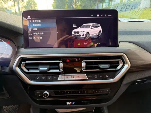 BMW X3 — Фото автомобиля 10