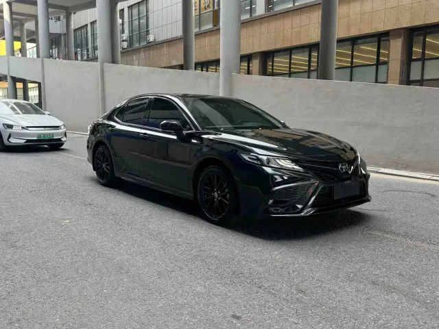 Toyota Camry — Фото автомобиля 3