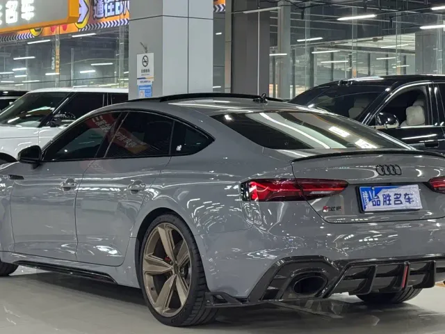 Audi RS 5 — Фото автомобиля 4
