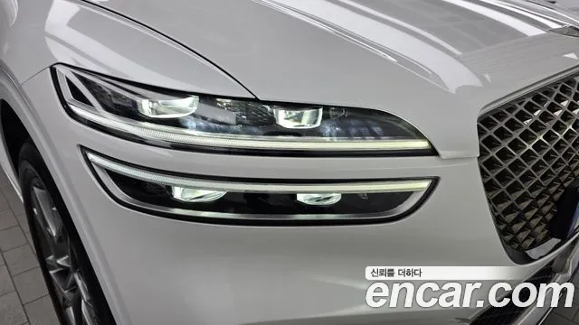 Genesis GV70 — Фото автомобиля 7