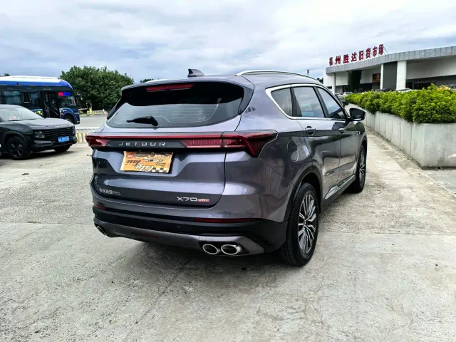 Jetour X70 Plus — Фото автомобиля 10