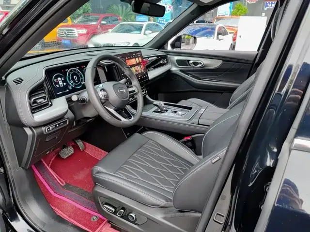 GAC Trumpchi GS8 — Фото автомобиля 7