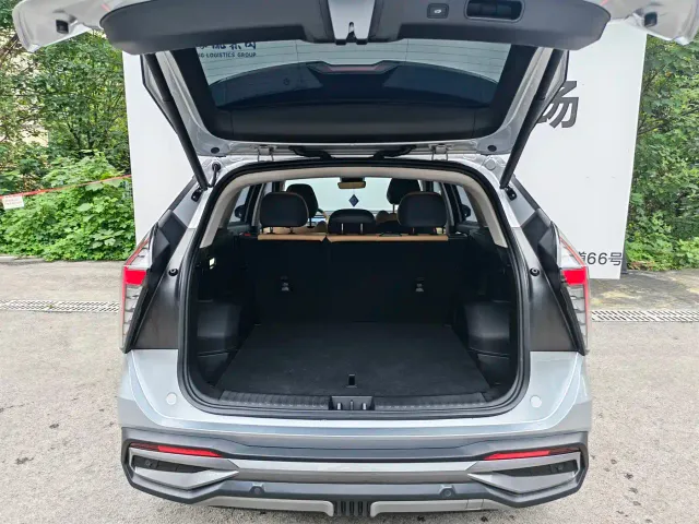 Geely Boyue L — Фото автомобиля 27