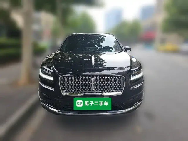 Lincoln Nautilus 2021 2.0T AWD Exclusive Edition — Фото автомобиля 2