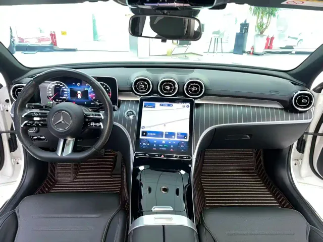 Mercedes-Benz C-Class — Фото автомобиля 11