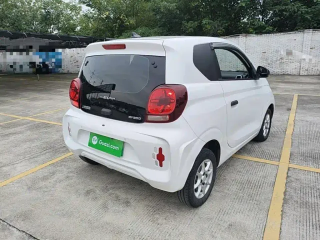 Roewe Clever — Фото автомобиля 6