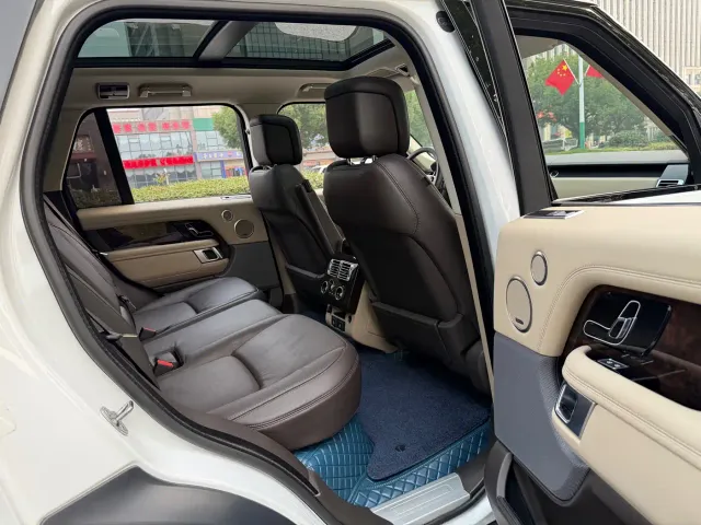 Land Rover Range Rover — Фото автомобиля 11