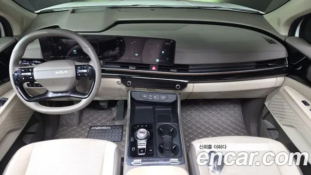 Kia Carnival Generation 4 — Фото автомобиля 10