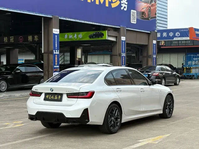BMW 3 Series — Фото автомобиля 18