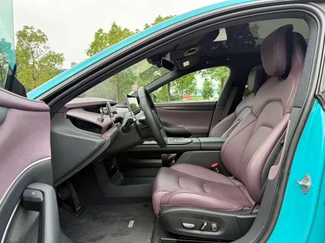 Xiaomi SU7 — Фото автомобиля 4