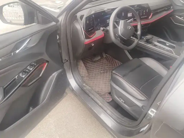 Changan X5 Plus — Фото автомобиля 15