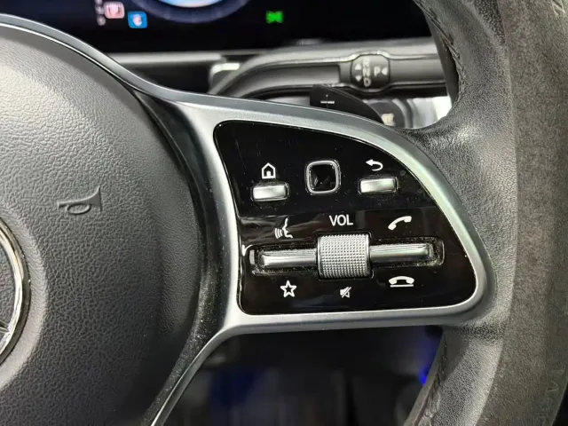 Mercedes-Benz EQB — Фото автомобиля 11