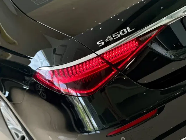 Mercedes-Benz S-Class — Фото автомобиля 9