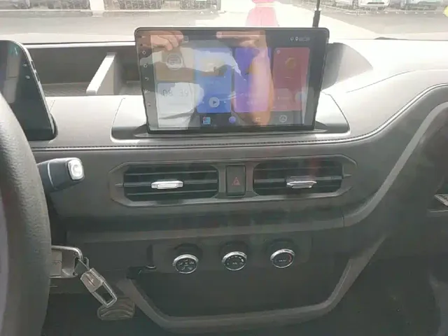 JMC E-Fushun — Фото автомобиля 12