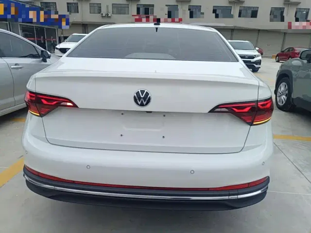 Volkswagen Sagitar — Фото автомобиля 5