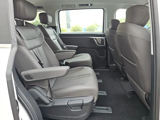Maxus Dajia 7 — Фото автомобиля 9