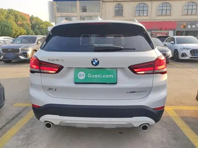 BMW X1 — Фото автомобиля 5