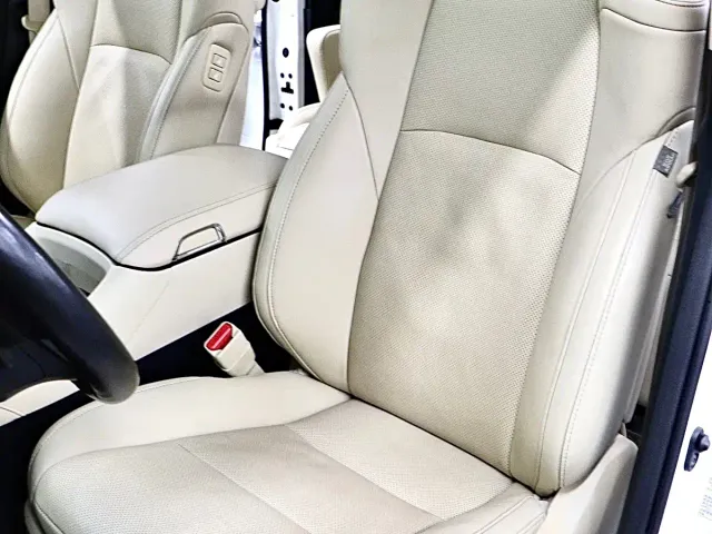 Toyota Alphard — Фото автомобиля 12