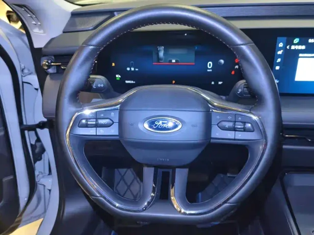 Ford Mondeo — Фото автомобиля 10