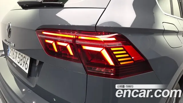 Volkswagen Tiguan — Фото автомобиля 8