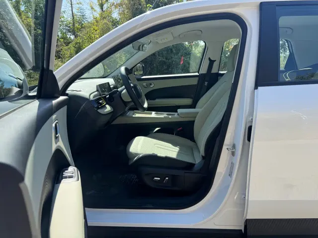 Chery QQ3 EV — Фото автомобиля 8