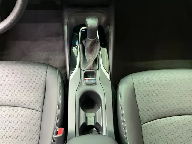Toyota Corolla — Фото автомобиля 11