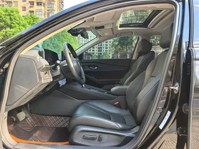Honda Accord — Фото автомобиля 4
