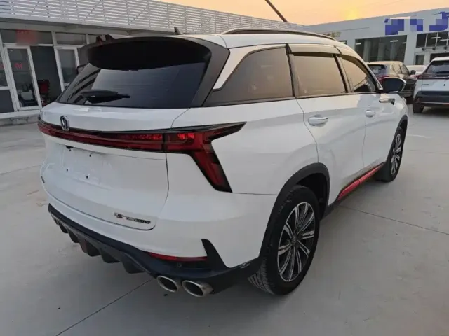 Changan CS75 Plus — Фото автомобиля 4