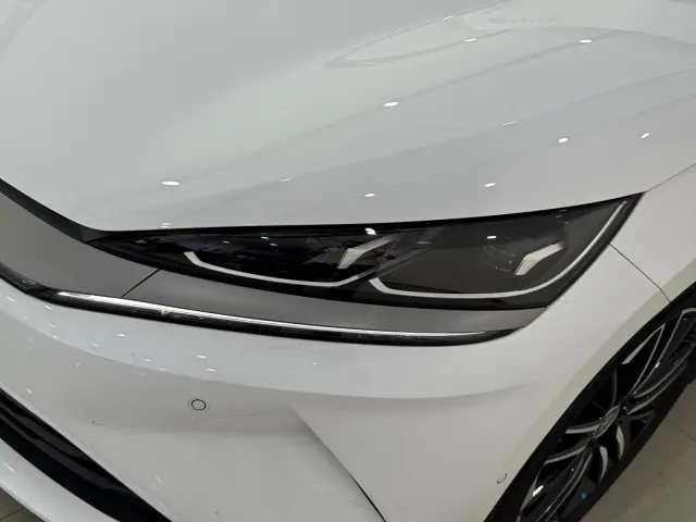 BYD Qin L — Фото автомобиля 3