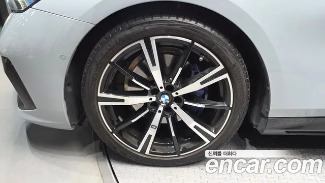 BMW 5-Series 5 серия (G60) 530i xDrive M Sport — Фото автомобиля 5