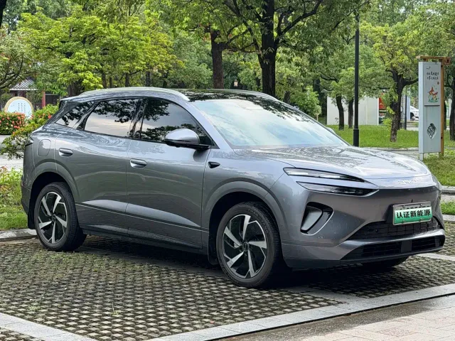 BYD Sealion 06 — Фото автомобиля 3