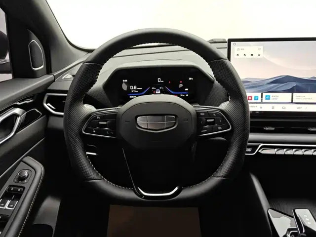 Geely Binyue — Фото автомобиля 15
