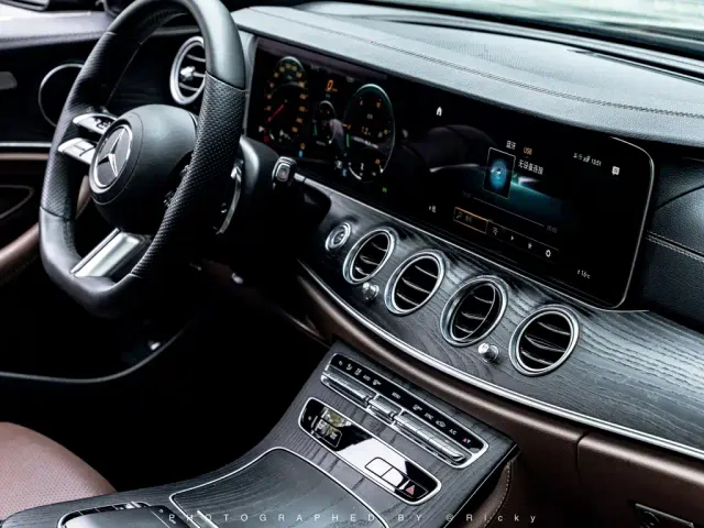 Mercedes-Benz E-Class — Фото автомобиля 6