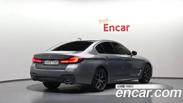 BMW 5 Series G30 — Фото автомобиля 2