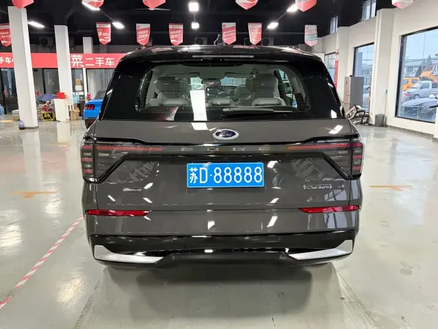 Ford Edge — Фото автомобиля 18