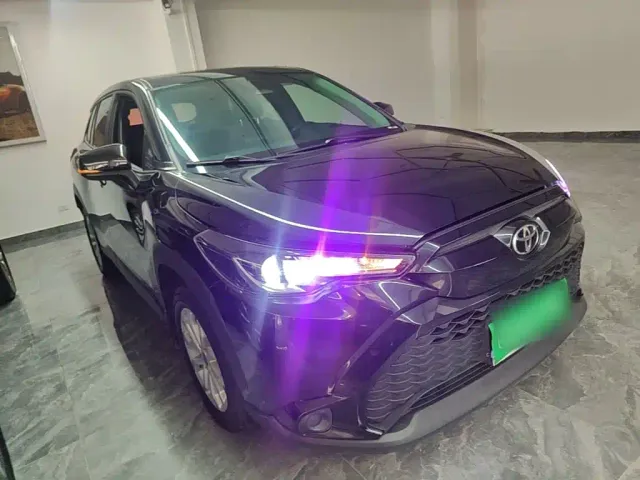 Toyota Frontlander 2023 2.0L CVT Leading Edition — Фото автомобиля 3