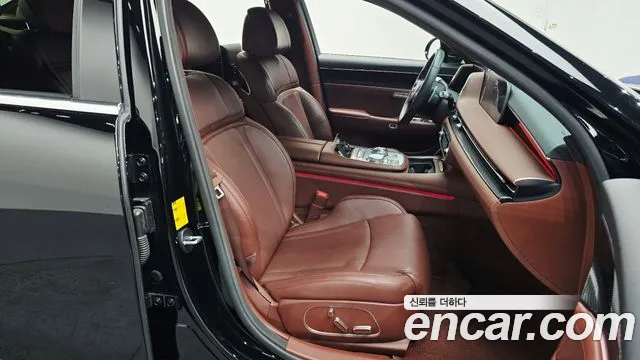 Genesis G90 Бензин 3.5 турбо AWD — Фото автомобиля 24