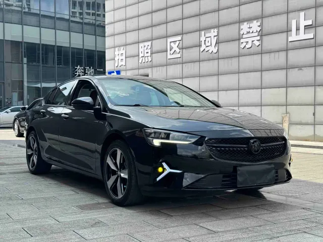 Buick Regal — Фото автомобиля 2