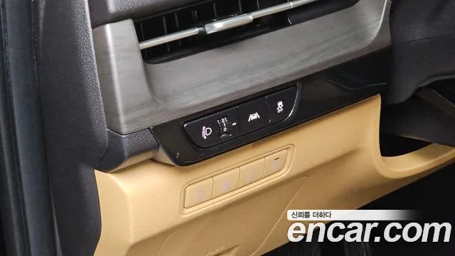 Kia Canival Carnival 4 поколение Дизель 9 мест Signature — Фото автомобиля 12