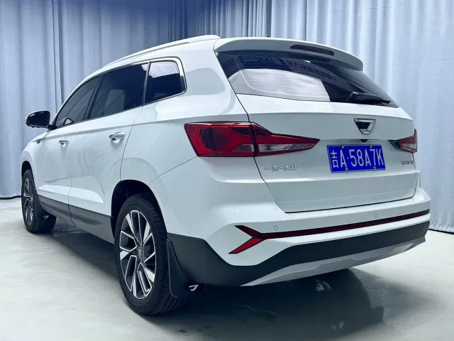 Jetta VS7 — Фото автомобиля 19