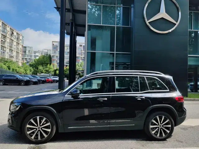 Mercedes-Benz GLB-Class — Фото автомобиля 13